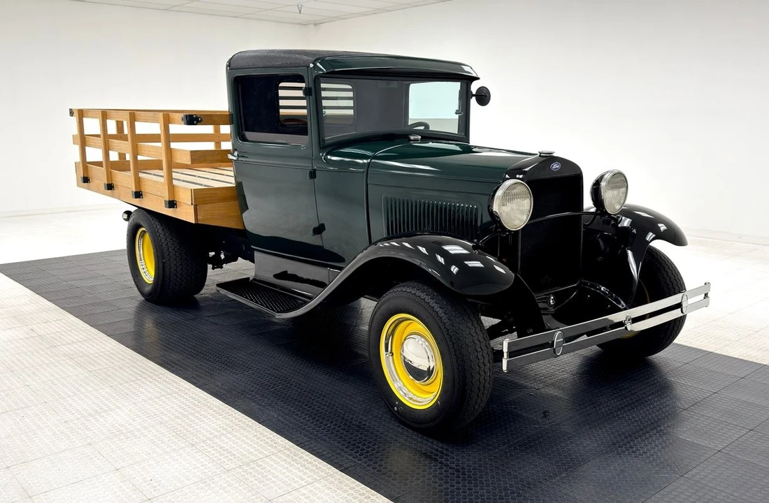 1930 Ford Model A Pickup & Model AA - Image 7 of 12