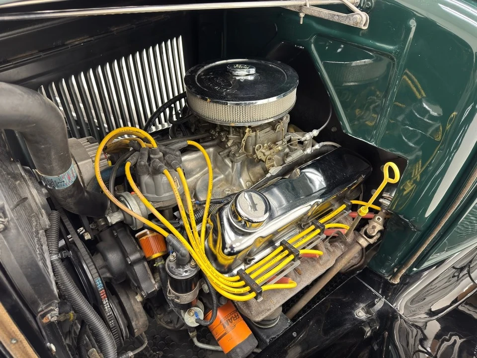 1930 Ford Model A Pickup & Model AA - Image 24 of 31