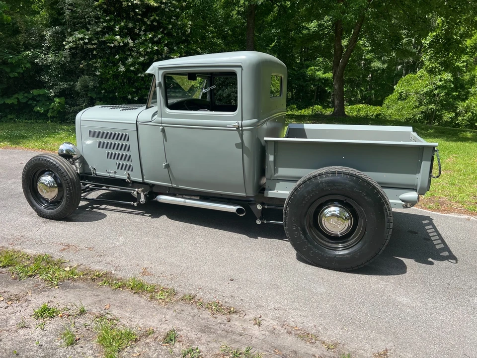 1930 Ford Model A Pickup & Model AA - Image 9 of 31