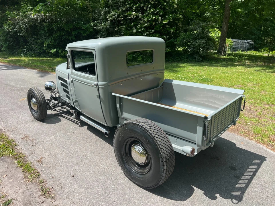 1930 Ford Model A Pickup & Model AA - Image 10 of 31