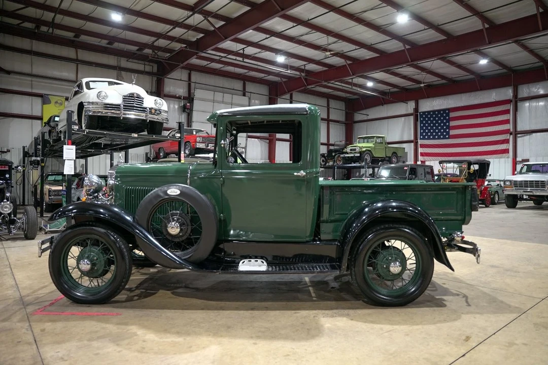 1930 Ford Model A Pickup & Model AA - Image 4 of 21