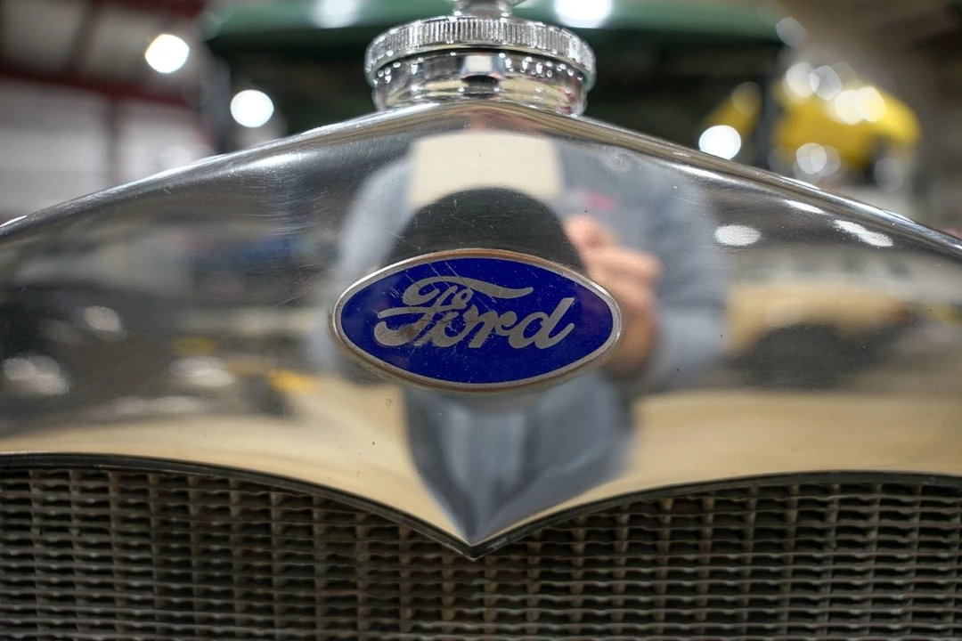 1930 Ford Model A Pickup & Model AA - Image 18 of 21