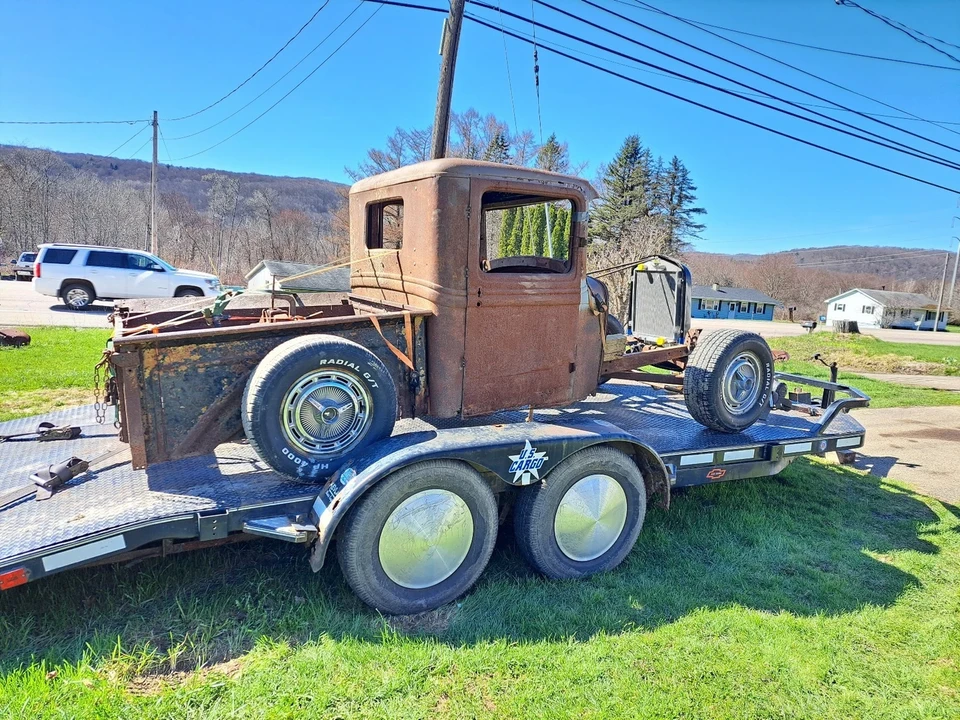 1930 Ford Model A Pickup & Model AA - Image 10 of 20