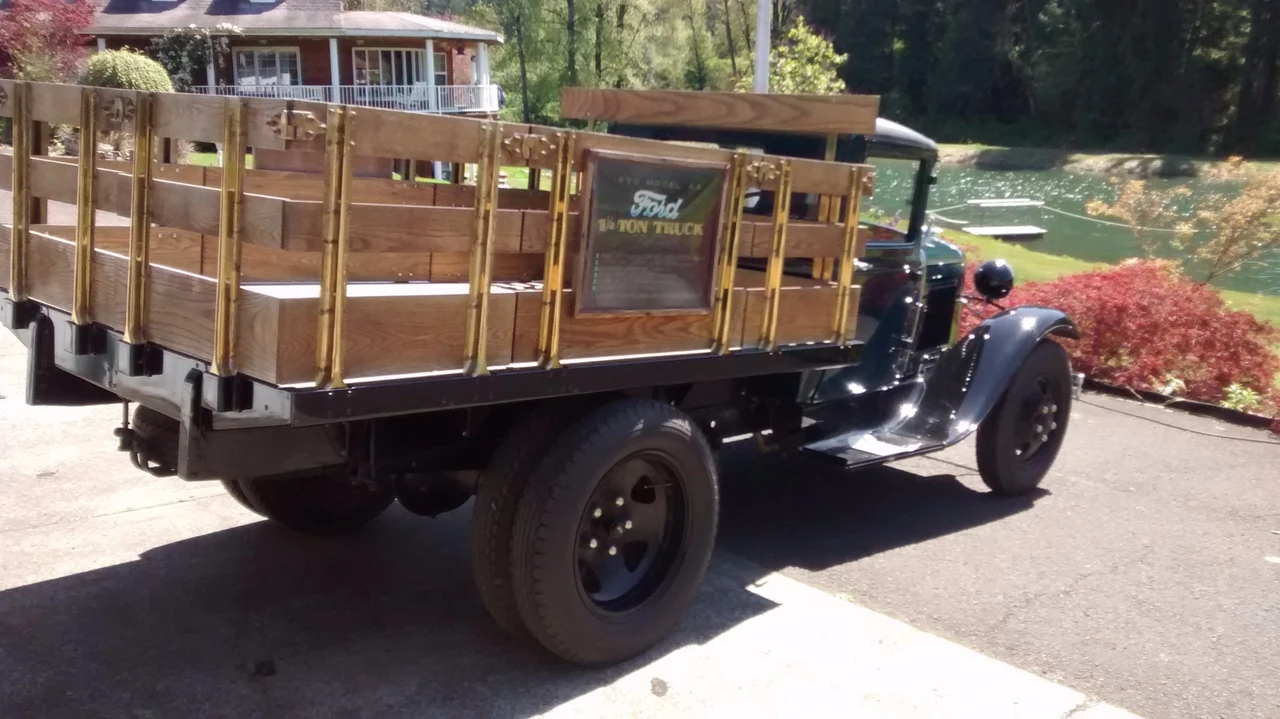 1930 Ford Model A Pickup & Model AA - Image 3 of 31