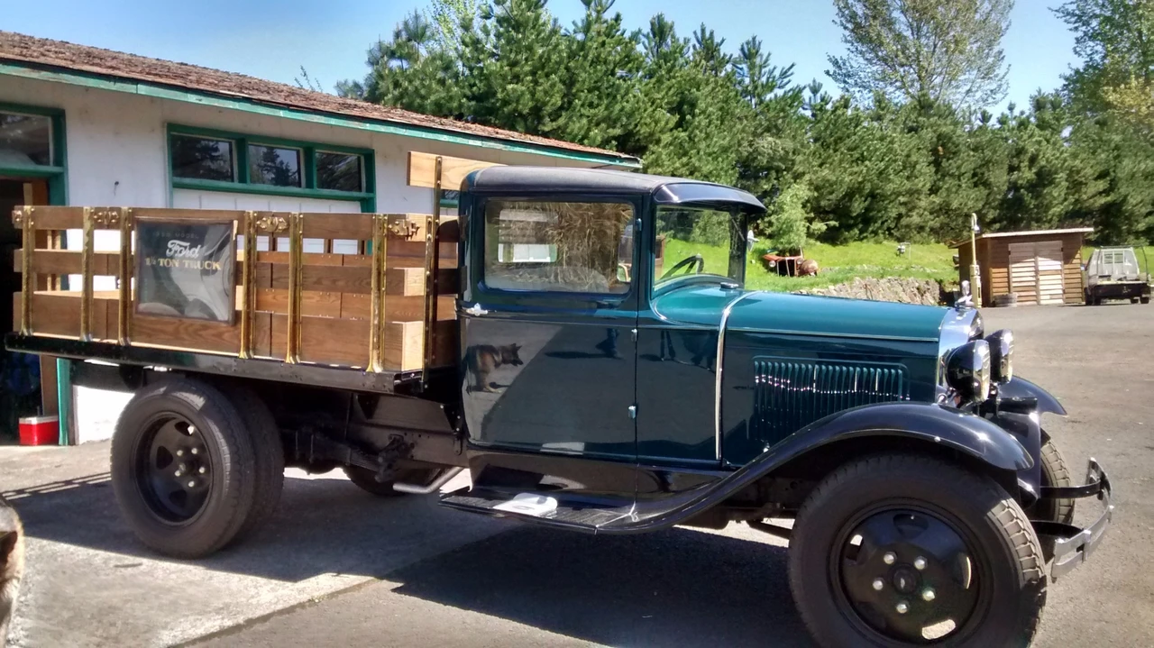 1930 Ford Model A Pickup & Model AA - Image 2 of 31