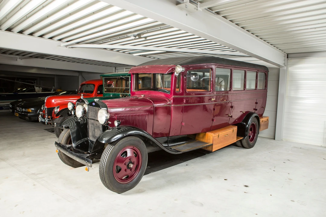1930 Ford Model A Pickup & Model AA - Image 2 of 5