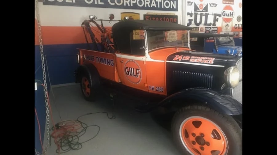 1930 Ford Model A Pickup & Model AA - Image 4 of 7