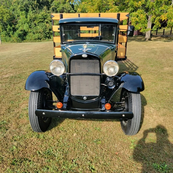 1930 Ford Model A Pickup & Model AA - Image 2 of 8