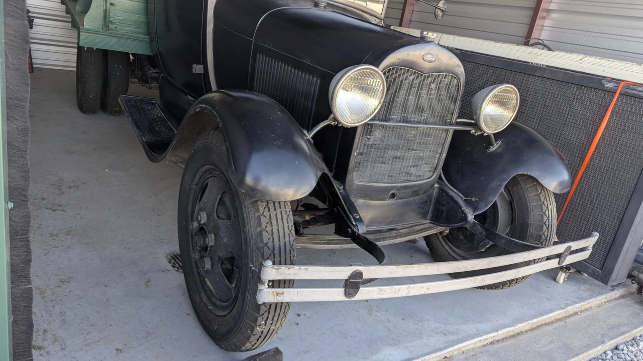 1930 Ford Model A Pickup & Model AA - Image 27 of 31