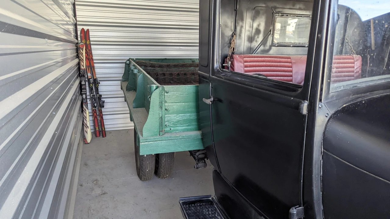 1930 Ford Model A Pickup & Model AA - Image 24 of 31