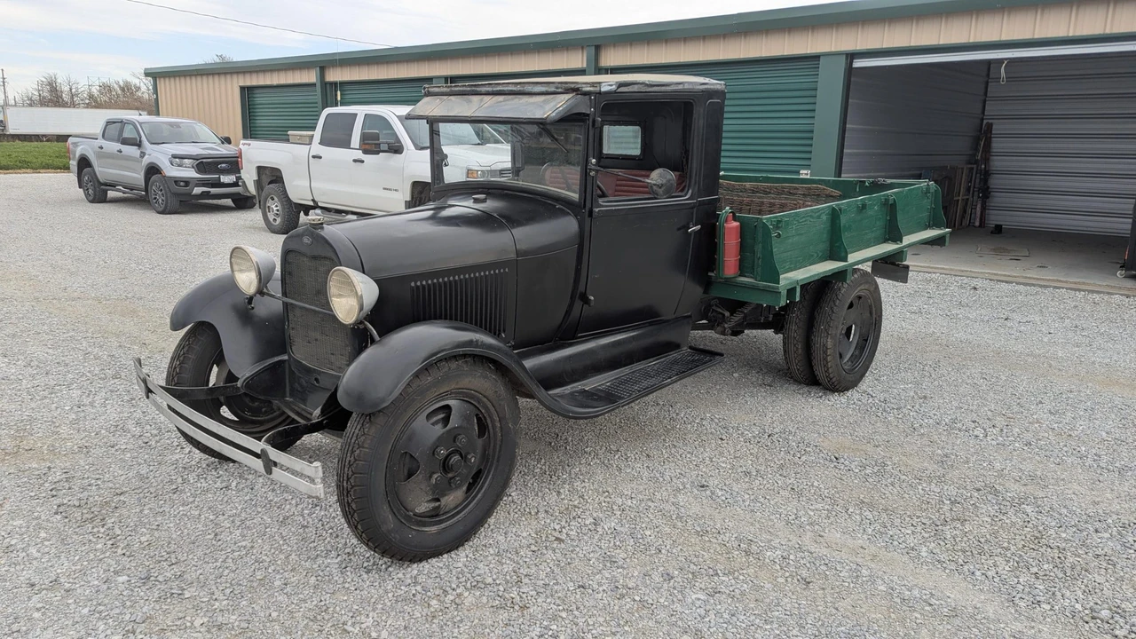 1930 Ford Model A Pickup & Model AA - Image 6 of 31