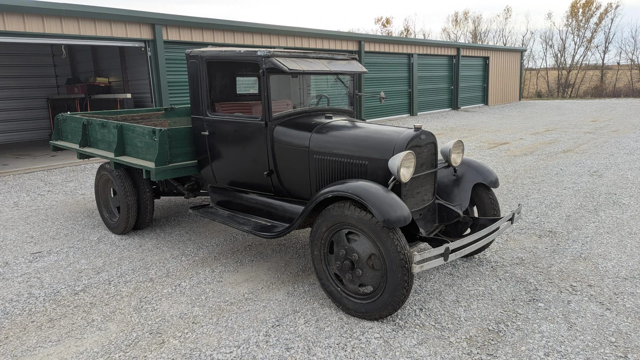 1930 Ford Model A Pickup & Model AA - Image 21 of 31