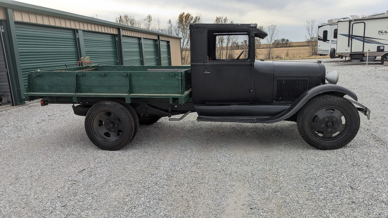 1930 Ford Model A Pickup & Model AA - Image 19 of 31