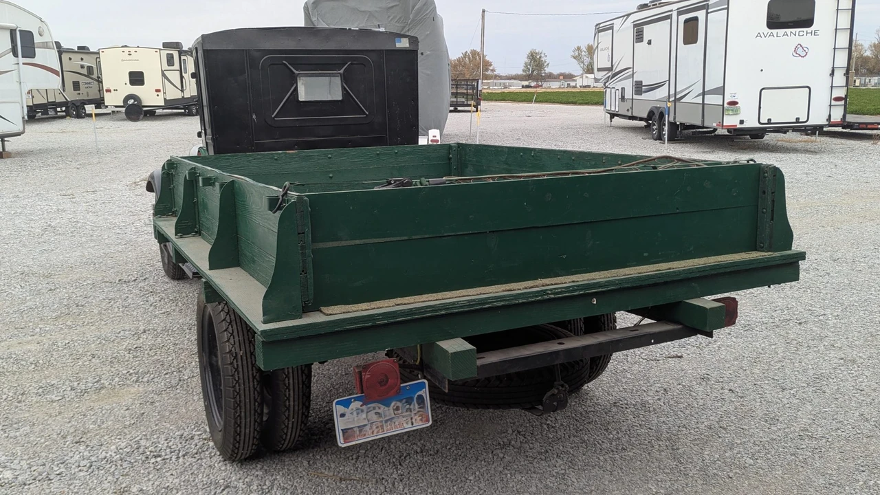 1930 Ford Model A Pickup & Model AA - Image 14 of 31
