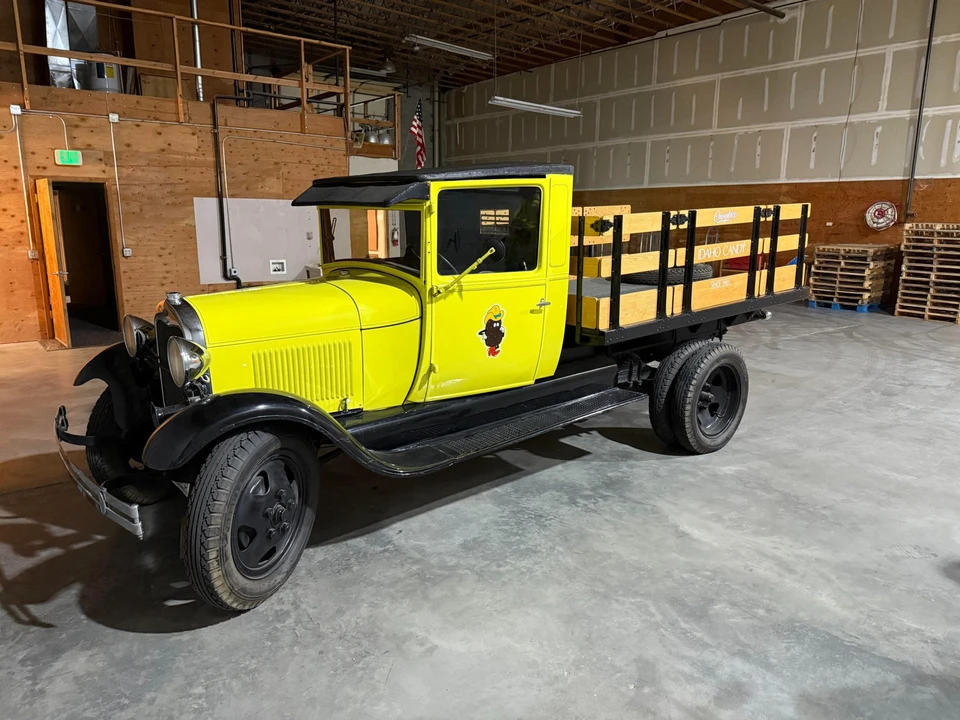 1930 Ford Model A Pickup & Model AA - Image 3 of 31
