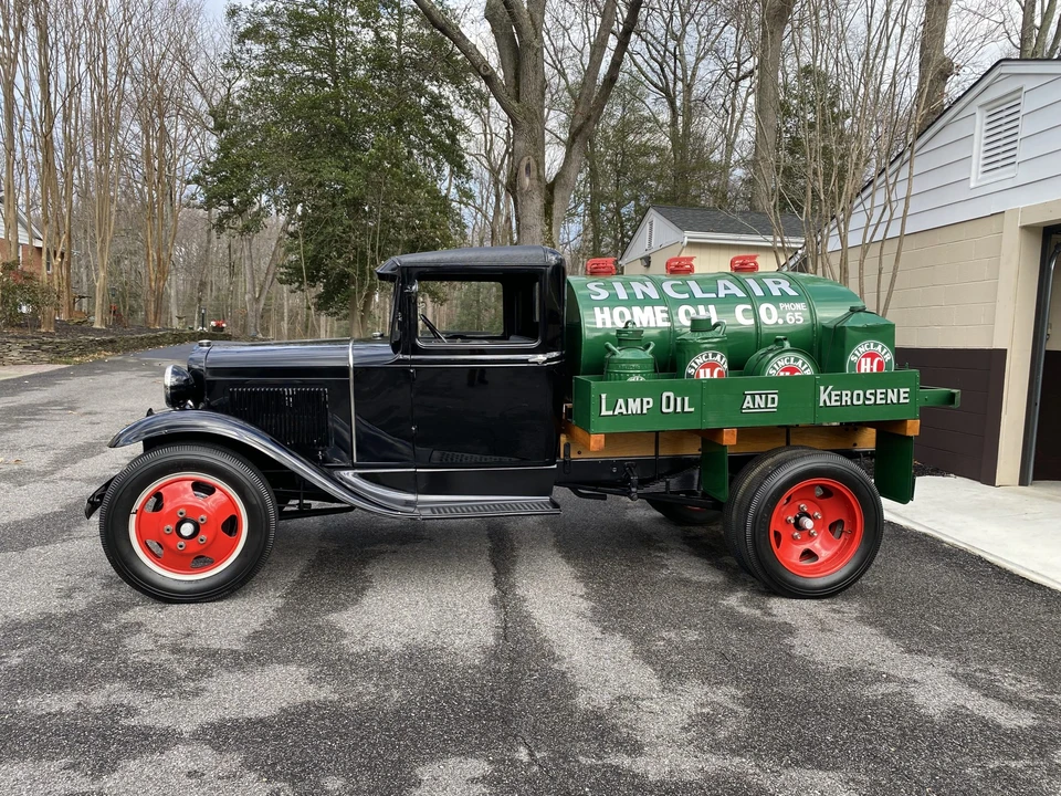 1930 Ford Model A Pickup & Model AA - Image 4 of 31