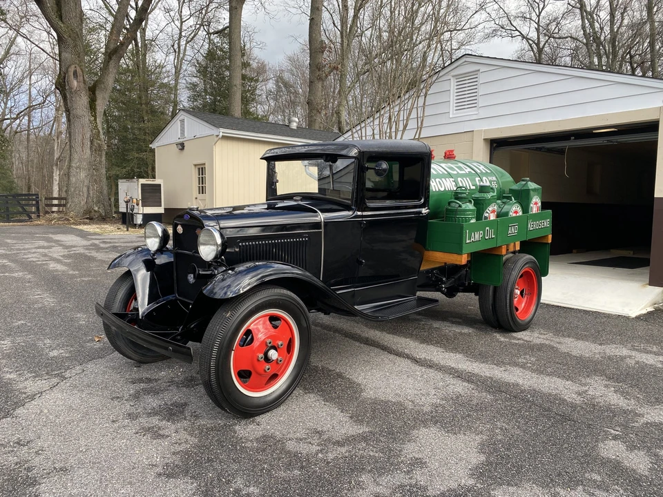 1930 Ford Model A Pickup & Model AA - Image 2 of 31