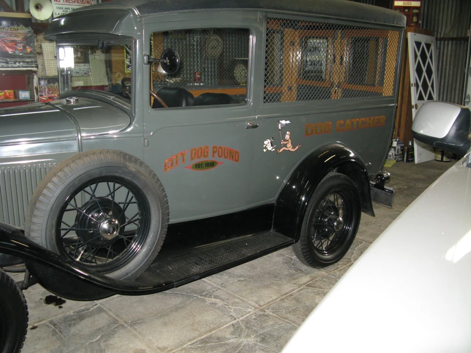 1930 Ford Model A Pickup & Model AA - Image 2 of 21