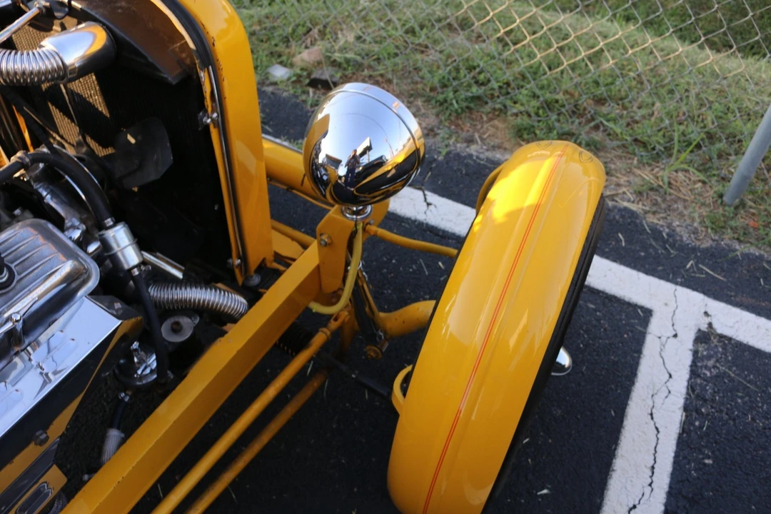1930 Ford Model A Pickup & Model AA - Image 14 of 18