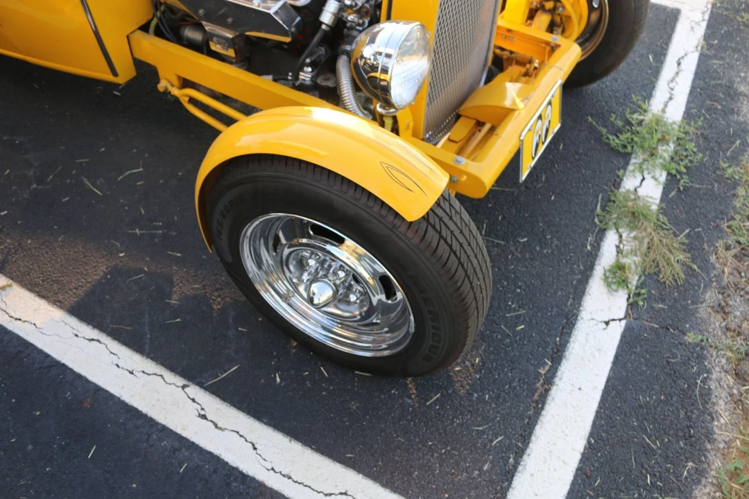 1930 Ford Model A Pickup & Model AA - Image 17 of 18