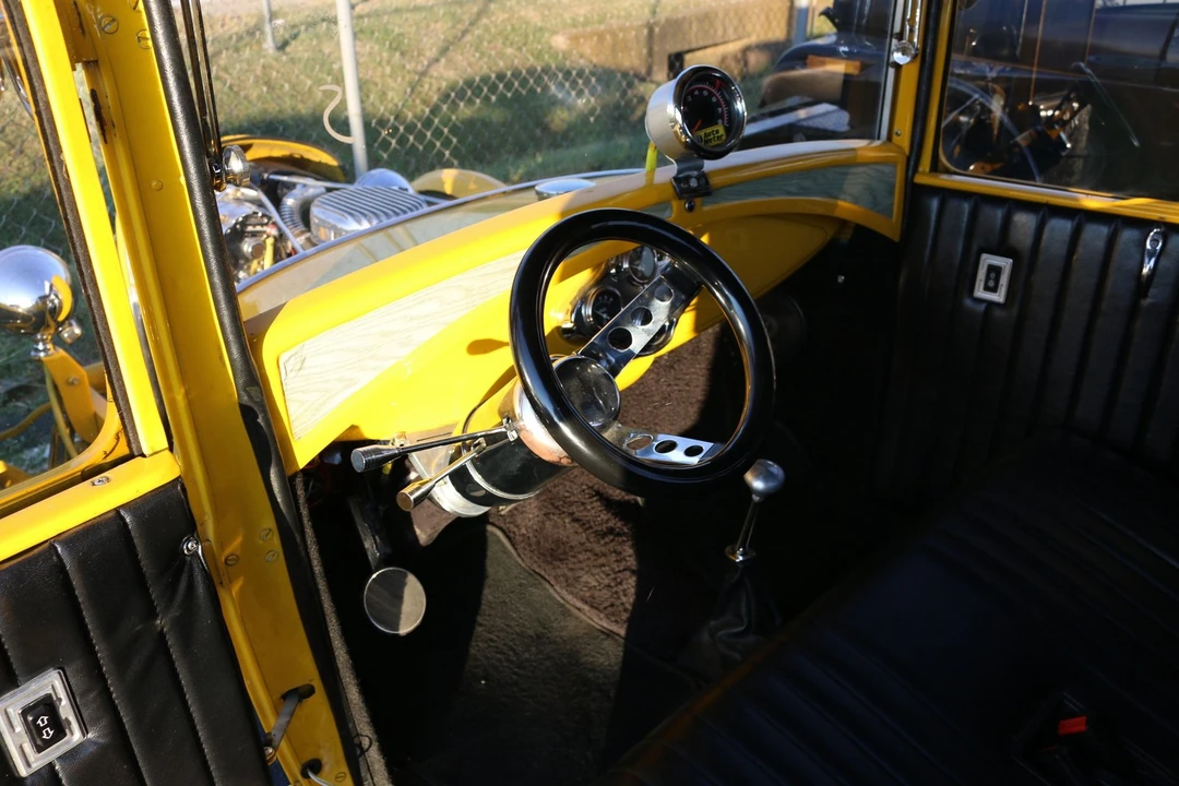 1930 Ford Model A Pickup & Model AA - Image 9 of 18