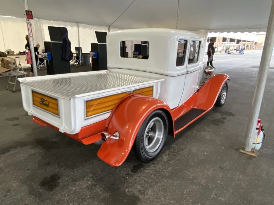 1930 Ford Model A Pickup & Model AA - Image 2 of 9