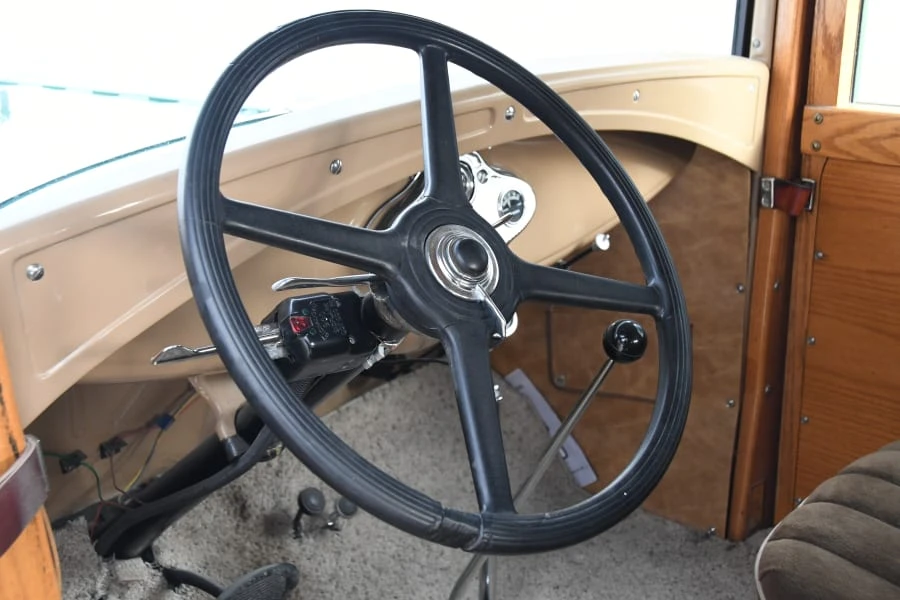 1930 Ford Model A Pickup & Model AA - Image 5 of 12