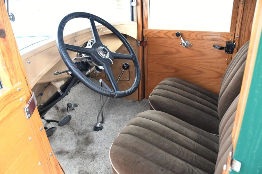 1930 Ford Model A Pickup & Model AA - Image 9 of 12