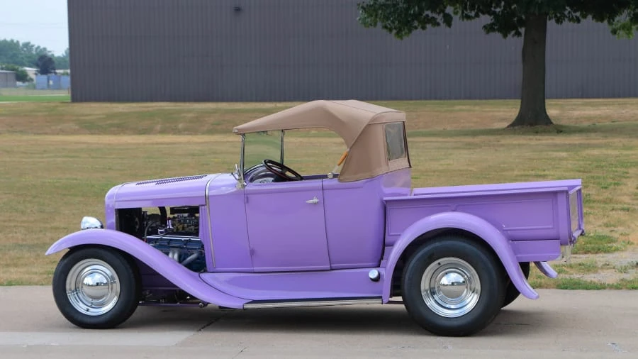1930 Ford Model A Pickup & Model AA - Image 2 of 12