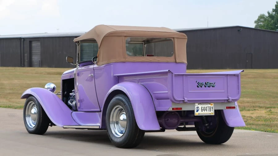1930 Ford Model A Pickup & Model AA - Image 3 of 12