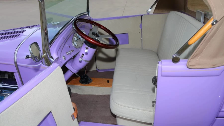 1930 Ford Model A Pickup & Model AA - Image 4 of 12