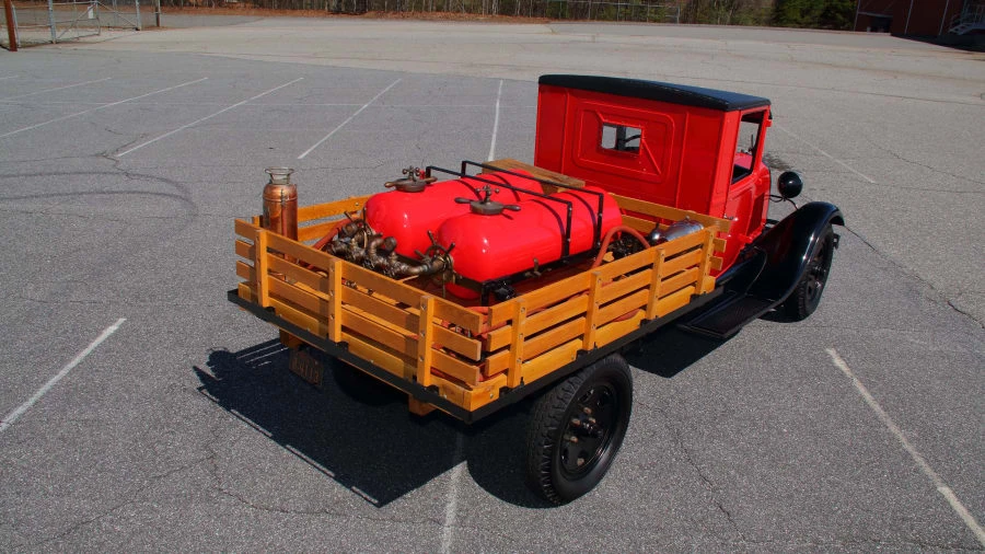 1930 Ford Model A Pickup & Model AA - Image 3 of 12
