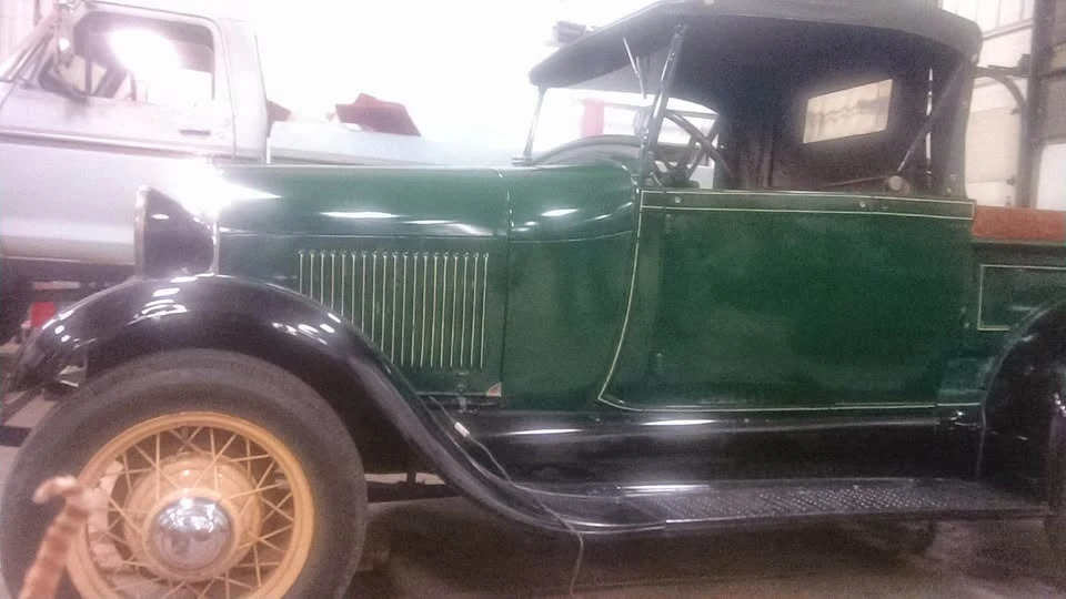 Ford Model A Pickup & Model AA - Image 2 of 2