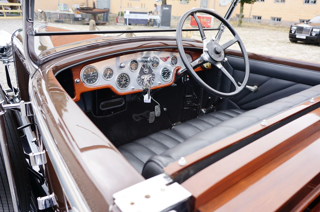 1930 Hispano-Suiza - Image 3 of 31
