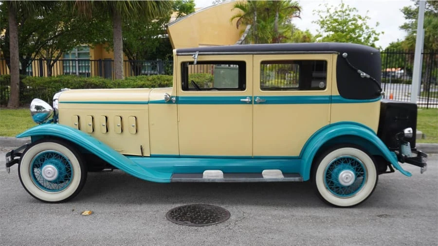 1930 Hudson - Image 2 of 31