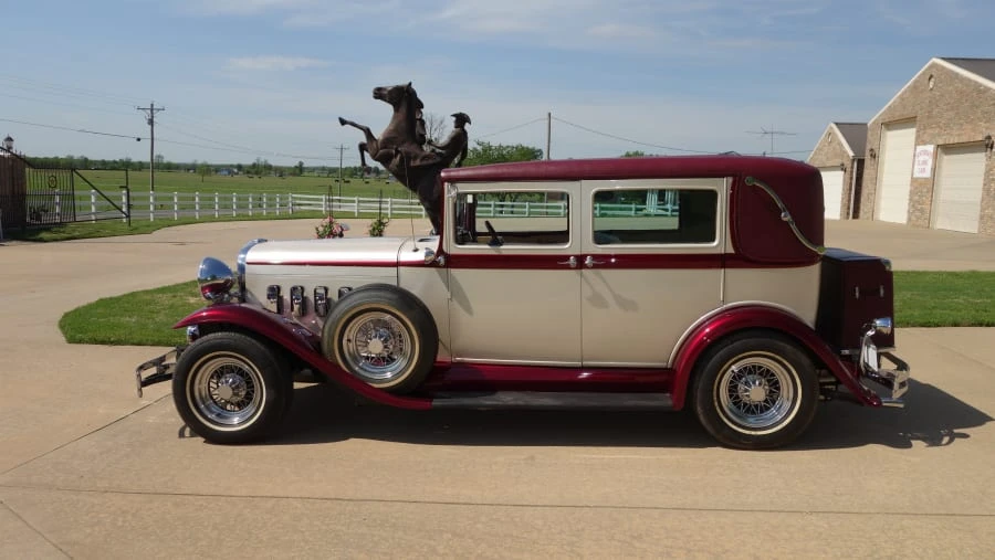 1930 Hudson - Image 2 of 12