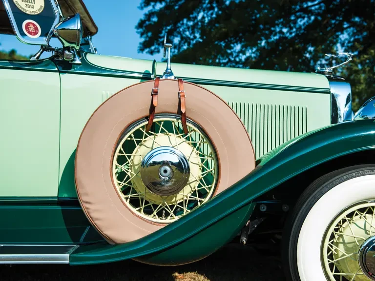 1930 LaSalle - Image 11 of 27