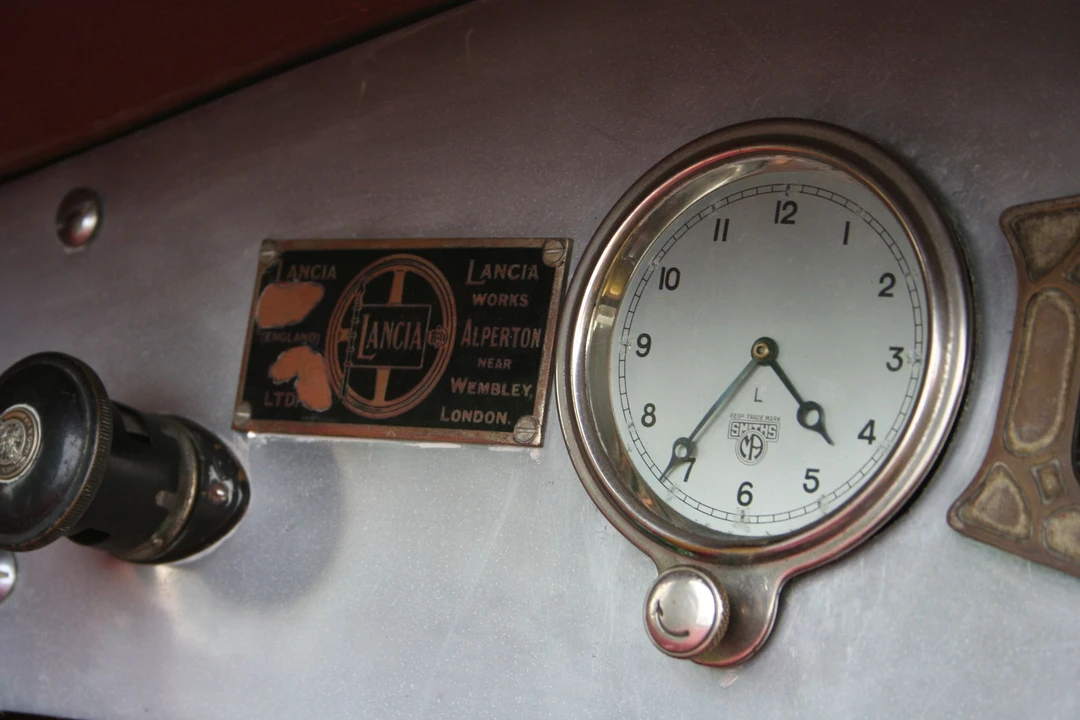 1930 Lancia - Image 18 of 29