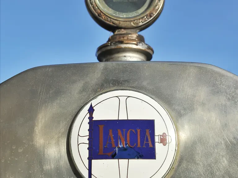 1930 Lancia - Image 9 of 17