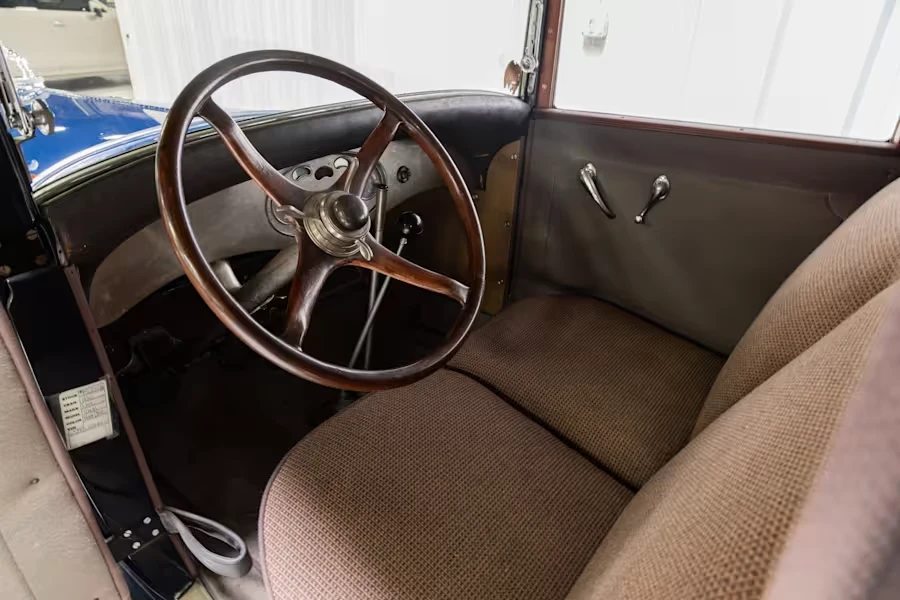 1930 Lincoln Town Car - Image 21 of 31