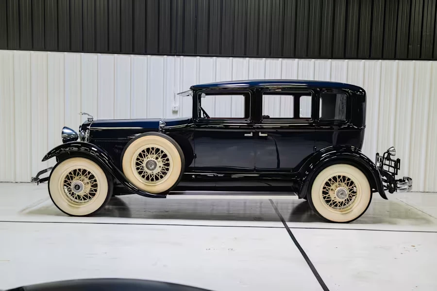 1930 Lincoln Town Car - Image 2 of 31