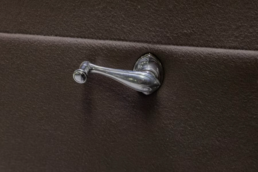 1930 Lincoln Town Car - Image 24 of 31
