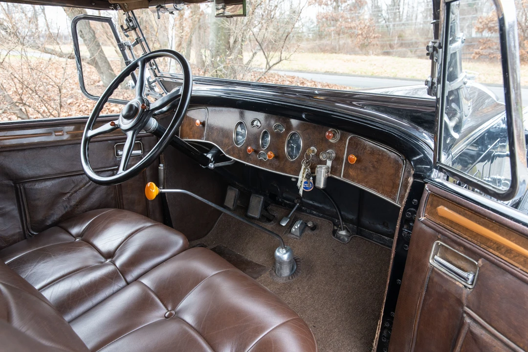 1930 Packard Eight - Image 18 of 31