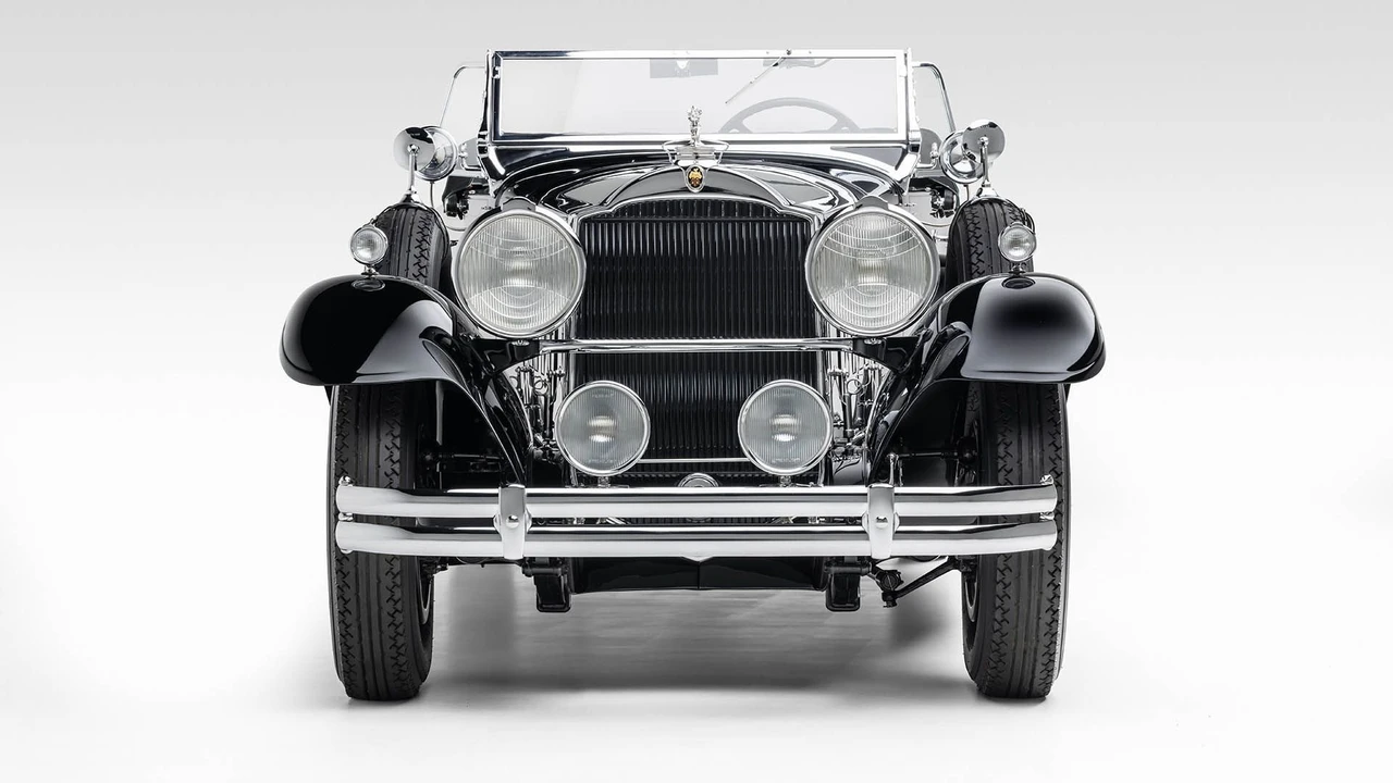 1930 Packard Eight - Image 14 of 31