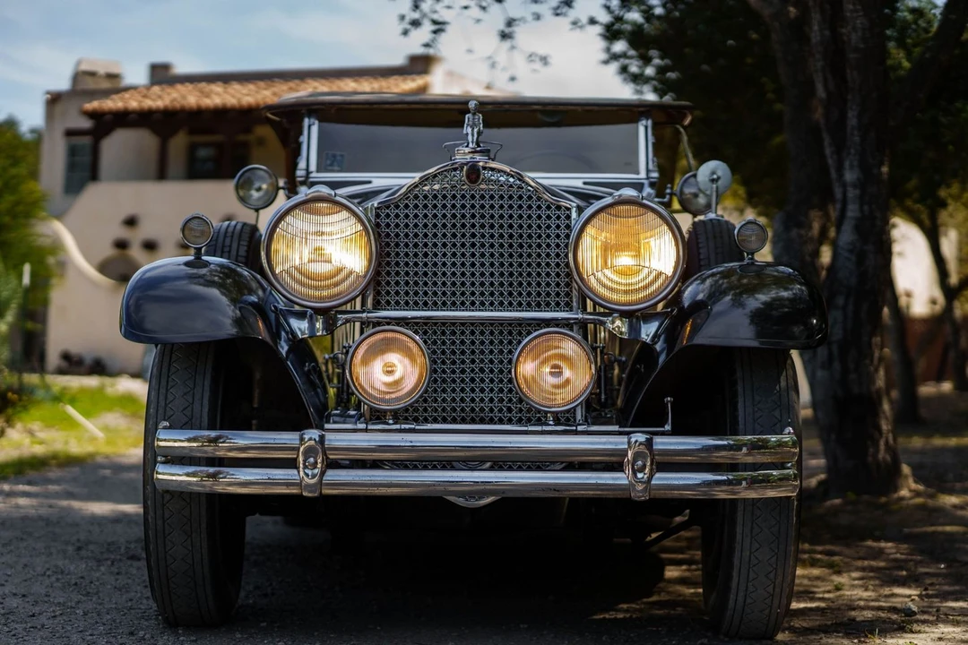 1930 Packard Eight - Image 2 of 31