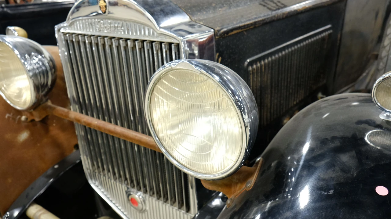 1930 Packard Eight - Image 8 of 11