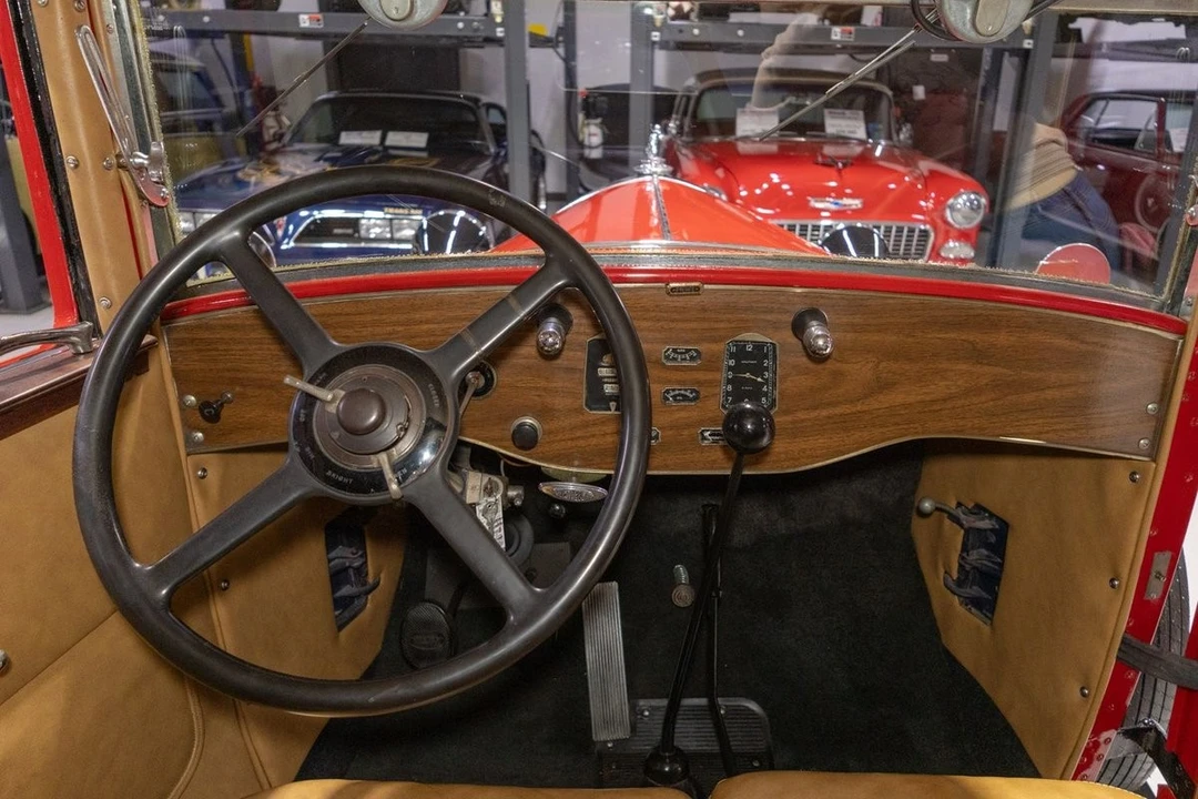 1930 Pierce-Arrow - Image 3 of 21