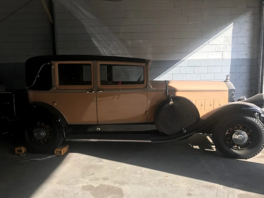 1930 Pierce-Arrow - Image 2 of 11