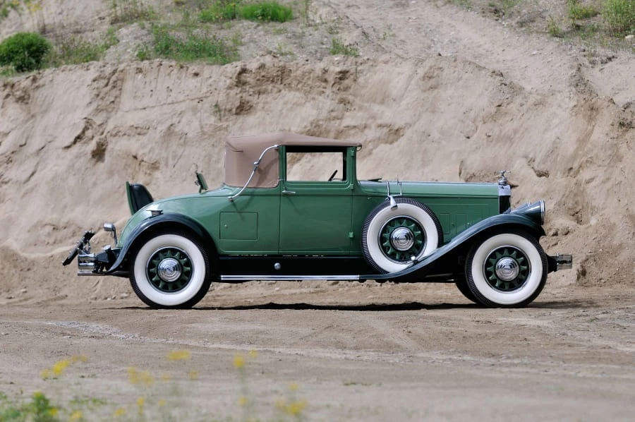 1930 Pierce-Arrow - Image 2 of 12