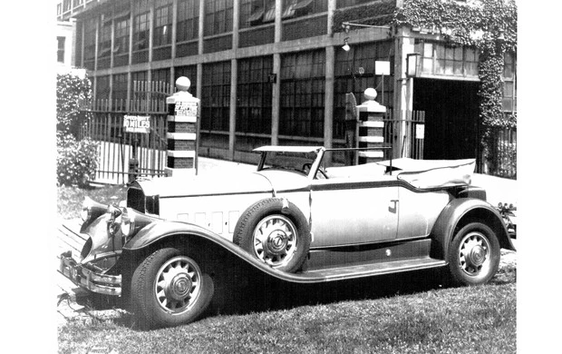 1930 Pierce-Arrow - Image 15 of 17